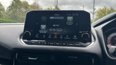 Nissan Qashqai 1.3 DiG-T MH N-Connecta 5dr Petrol Hatchback